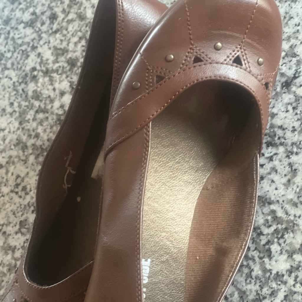 Brown Flat